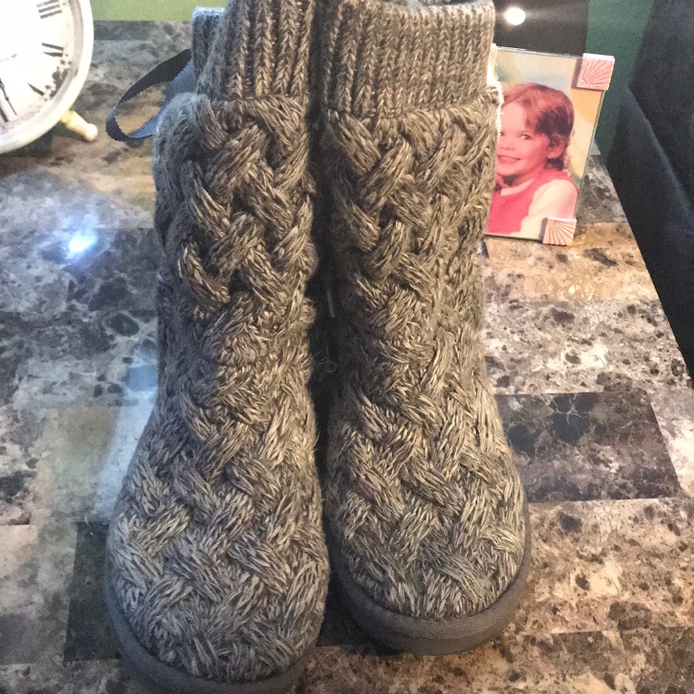 Women’s Ugg Isla Bow Boots